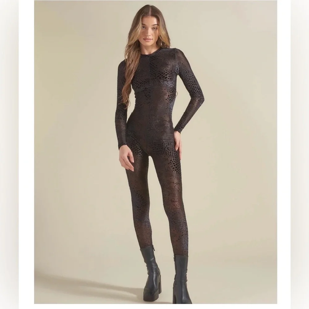 NWOT Spirithoods Black Snakeskin Burnout Velvet Full Bodysuit - Picture 1 of 6